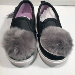 Little girls faux fur slip on Pom Pom sneakers